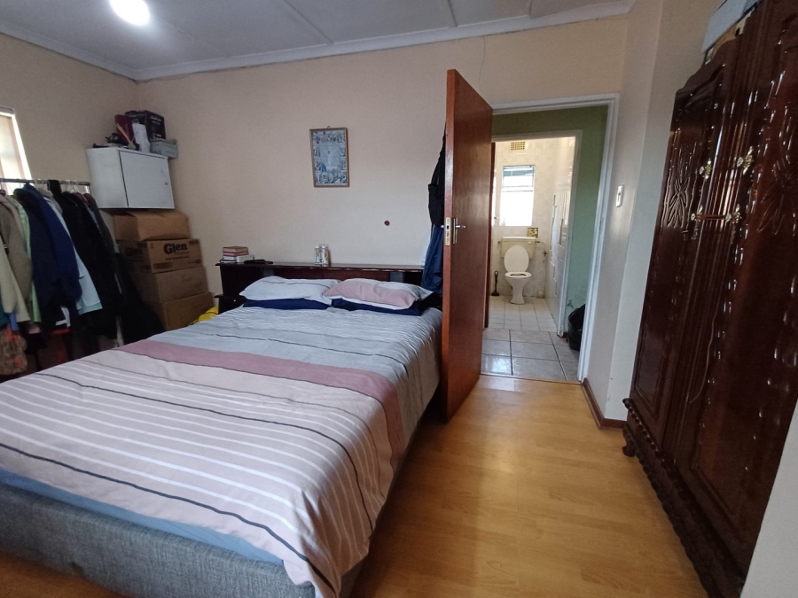 3 Bedroom Property for Sale in Bishop Lavis Western Cape